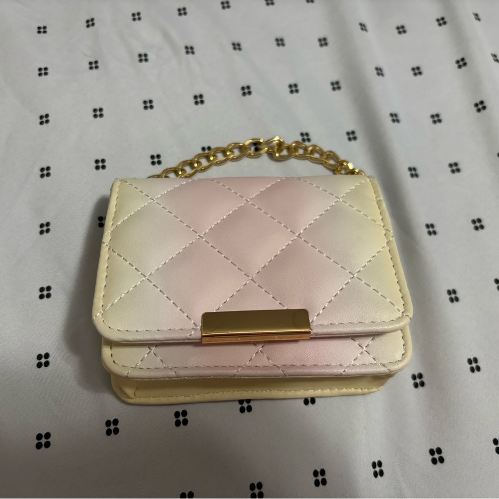 Claire’s Cream and Pink Quilted Wallet
